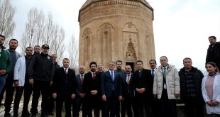 Kültür ve Turizm Bakan Yardımcısı Mumcu, Van'da kütüphane açılışında konuştu: