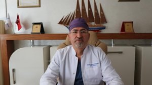 21 yılda 350'ye yakın glomus tümörü ameliyatı yaptı