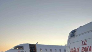 Van'da 5 günlük bebek ambulans uçakla İstanbul'a sevk edildi