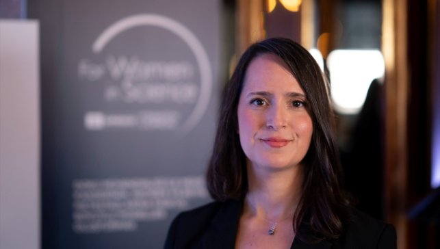 Koç Üniversitesinden Dr. Öztürk, "Bilim Kadınları İçin" programında ödül aldı