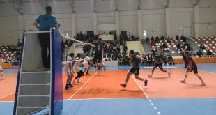 Voleybol: SMS Grup Efeler Ligi