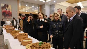 Elazığ'da 76 çeşit Harput saray yemekleri tanıtıldı