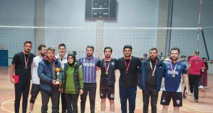 Patnos'ta voleybol turnuvası sona erdi