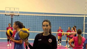 Elazığlı voleybolcu, İtalya'ya transfer oluyor