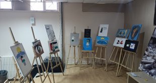 Elazığ'da bir okulda Filistin yararına kermes düzenledi