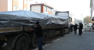 Erzincan'dan Suriye'ye insani yardım gönderildi