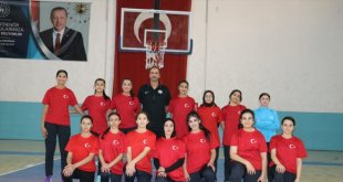 Ağrı'da taramayla keşfedilen genç yetenekler, basketbol eğitimi alıyor