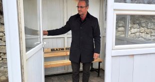 Ağın Belediyesi köy yollarına kapalı durak yerleştirdi