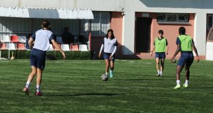 "Kız çocukları futbol mu oynar" algısını yıkan kadın futbolcular