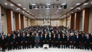 Umre ödüllü gençlik bilgi yarışmasında ödüller sahiplerini buldu