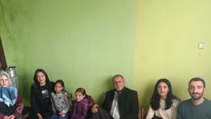 Ağrı'nın Diyadin İlçesinde Öğretmenlerden Öğrenci Ev Ziyaretleri