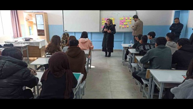 Öğretmen ve öğrencilere yas tepkileri bilgilendirmesi