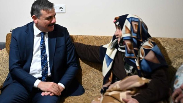 Erzurum'da 91 yaşındaki Naciye ninenin evi, Vali Çiftçi'nin desteğiyle ısınacak