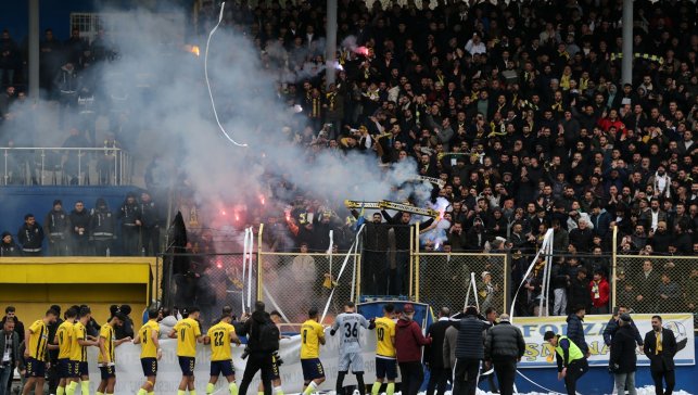 Bitlis'te amatör lig maçında kavga