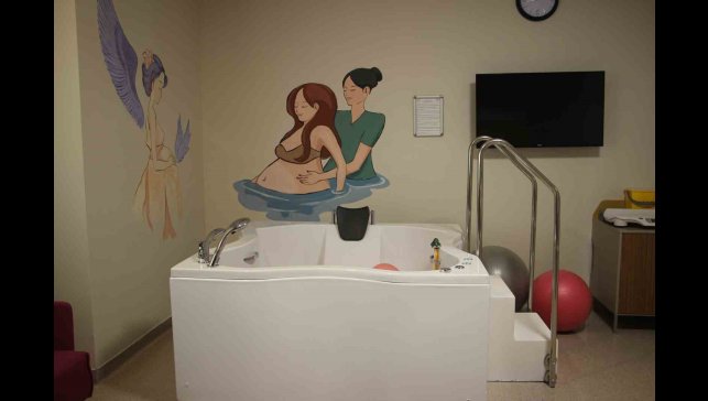 Elazığ'da Suda Doğum Ünitesi'nde ilk doğum gerçekleşti