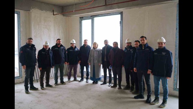Milletvekili Ölmeztoprak çarşı inşaatında incelemede bulundu