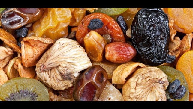 Kış aylarında kuru meyveler diyet yapanlar için vazgeçilmez bir ara öğün alternatifi