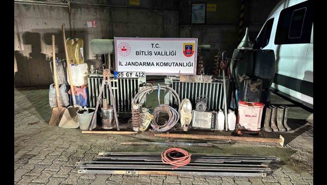 Bitlis'te 1 milyonluk akü çalan 4 kişi yakalandı