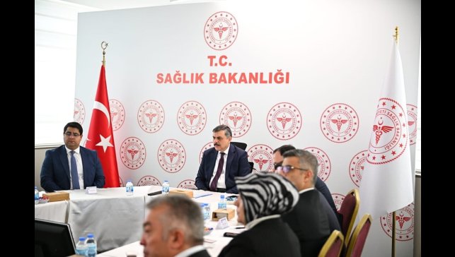 Vali Çiftçi muhtarlarla Şehir Hastanesi'nde bir araya geldi