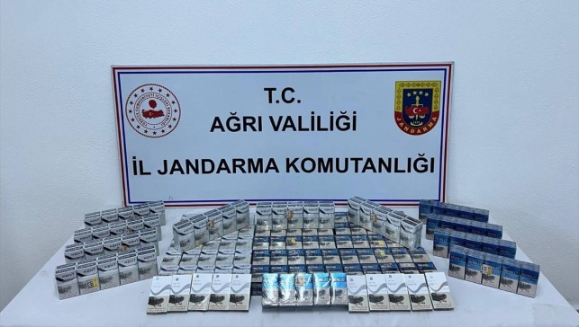 Ağrı'da uyuşturucu ve kaçakçılık operasyonlarında 9 zanlı yakalandı