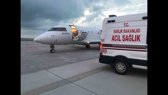 Van'da bir bebek ve 10 yaşındaki çocuk ambulans uçakla İstanbul'a sevk edildi