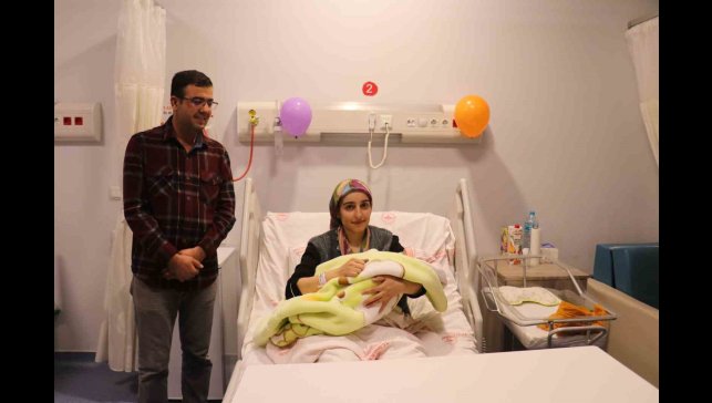 Malatya'da yeni yılın ilk bebeği dünyaya geldi