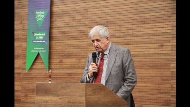 Aras EDAŞ mühendisleri Beyhan Budak ile bir araya geldi