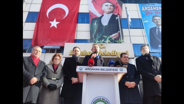 CHP Genel Başkanı Özel: "Ardahan Doğu Ekspresi'ni bekliyor"