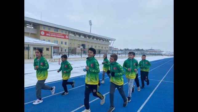 Atletizm antrenmanları devam ediyor