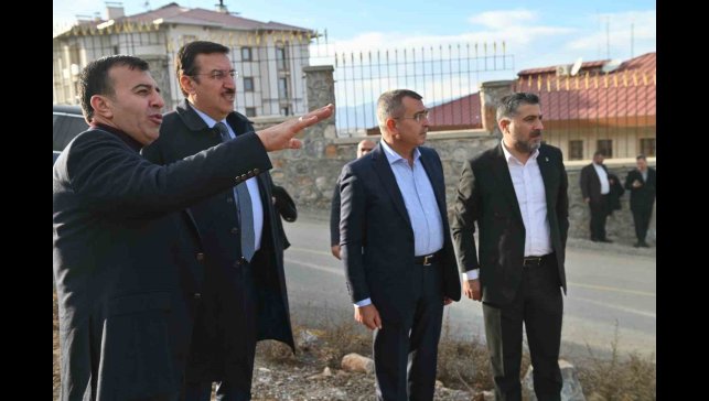 Pütürge'de halk buluşması ve proje incelemeleri