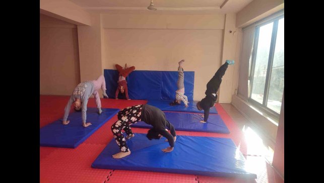 Şemdinli'de 450 öğrenci değişik branşlarda kurs görüyor