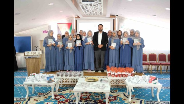 ̈̈̈̆̈nün tefsir dersleri sürdürülüyor