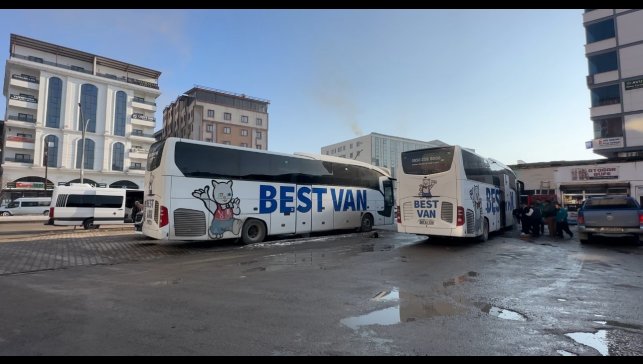 Yüksekovalı vatandaşlardan yeni otogar çağrısı