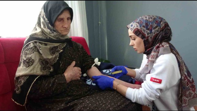 Van'da 25 bin hasta evde sağlık hizmetinden yararlandı