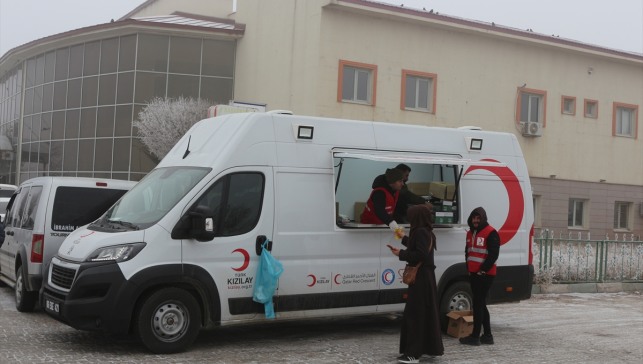 Doğubayazıt'ta vatandaşlara çorba ikram edildi