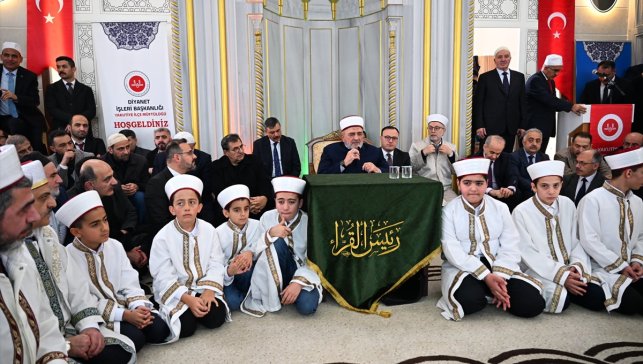 Erzurum'da hafızlık eğitimini tamamlayan 415 öğrenci icazet aldı