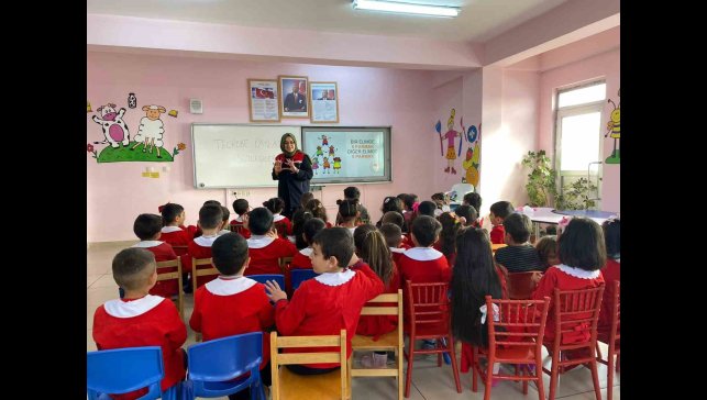 Kars'ta minik öğrencilere gıda güvenilirliği ve kişisel hijyen eğitimi verildi