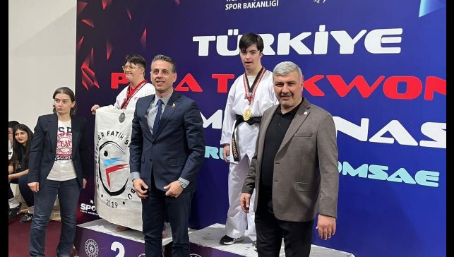Malatya'nın özel sporcularından Para Pumse Tekvando Türkiye Şampiyonası'nda derece
