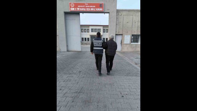 Hırsızlık suçundan aranan şahıs Iğdır'da tutuklandı