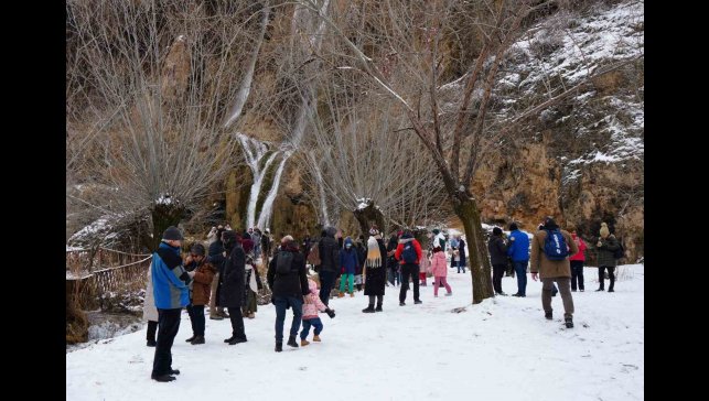 Girlevik Şelalesine her mevsim yoğun ilgi