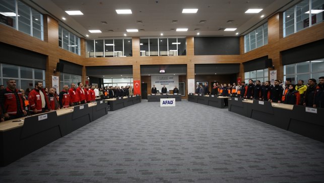 Muş'ta "Destek AFAD Gönüllüleri Sertifika Dağıtım Töreni" düzenlendi