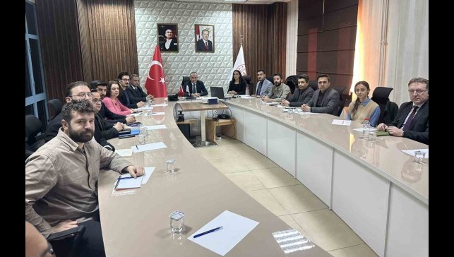 Hakkari'de yapılan ve planlanan sağlık hizmetleri değerlendirildi