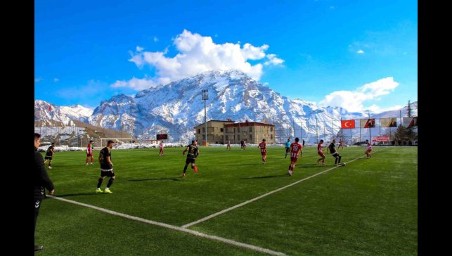 BAL Ligi: Hakkari Zapspor: 3 - Batman Kayraspor: 1