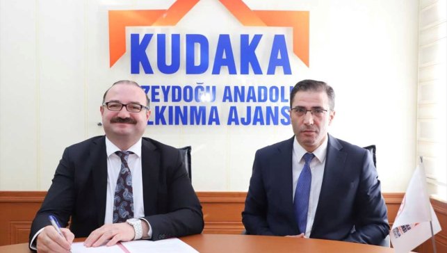 Erzurum'da öğrenciler hayallerini "Milli Teknoloji Atölyeleri Projesi" ile gerçeğe dönüştürecek