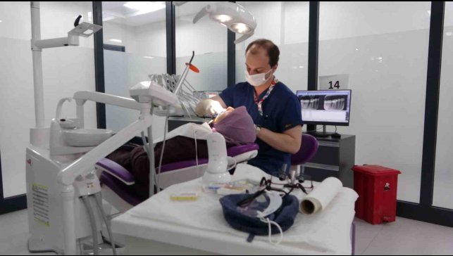 İnönü Üniversitesi Diş Hekimliği Fakültesi'ne 1 yılda 303 bin hasta başvuru yaptı