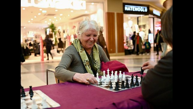 Yeşilyurt spor şenlikleri her yaştan vatandaşın ilgi odağı oldu