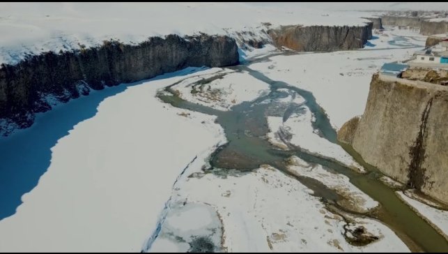 Beyaza bürünen Murat Kanyonu havadan görüntülendi