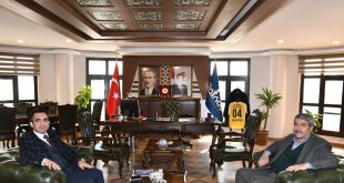 Ağrı Et Kombinası Müdürü Hasan Keskin'den Patnos Belediye Başkanı Taşkın'a ziyaret