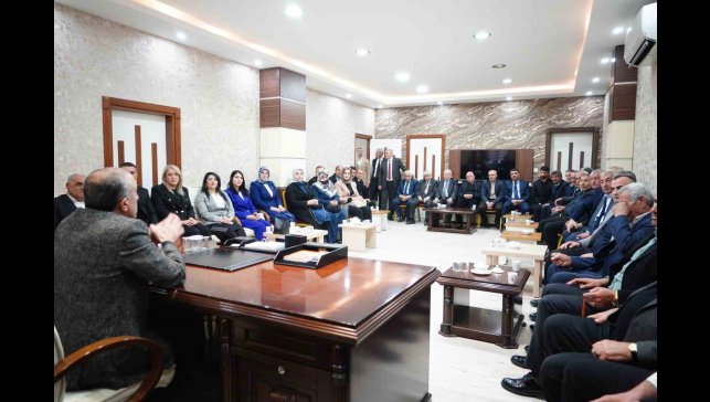 AK Parti Van İl Başkanı Abdulahat Arvas: "Halkın yoğun ilgisi bizi heyecanlandırıyor"