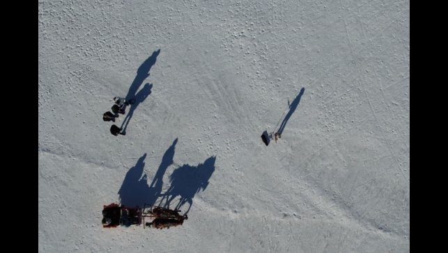 Çıldır Gölü'nde keman çalma hayali gerçek oldu